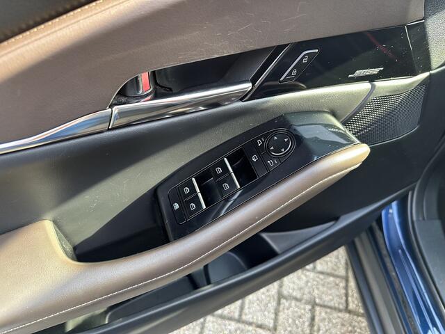 Mazda CX-30 2.0 e-SkyActiv-X M Hybrid Luxury | Leder | Bose