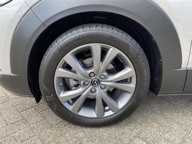 Mazda CX-30 2.0 e-SkyActiv-X 186 M Hybrid Centre Line , Demovoordeel ¤ 5.040,-, Adap. Cruise, Clima, Stoelverwarming, Stuurverwarming, LMV 18 Inch, Stoffen bekleding, Camera, PDC, Navi, HUD, Apple Carplay