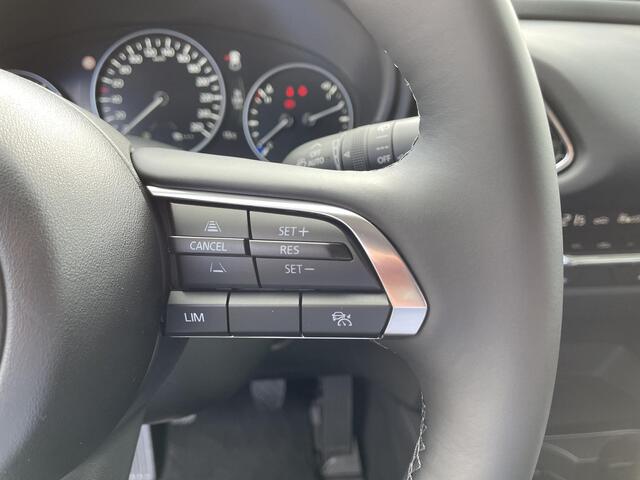 Mazda CX-30 2.0 e-SkyActiv-X 186 M Hybrid Centre Line , Demovoordeel ¤ 5.040,-, Adap. Cruise, Clima, Stoelverwarming, Stuurverwarming, LMV 18 Inch, Stoffen bekleding, Camera, PDC, Navi, HUD, Apple Carplay