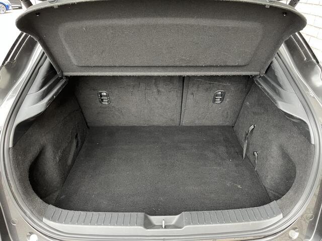 Mazda CX-30 2.0 e-SkyActiv-X M Hybrid Luxury | Head-Up Display | 360° Camera | Apple CarPlay / Android Auto | Stoel + stuurverwarming |