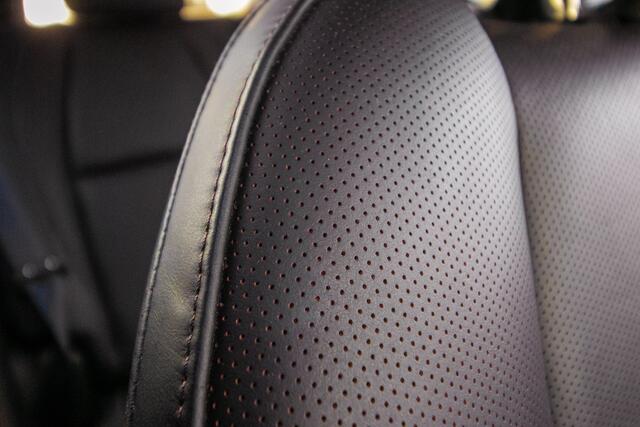 Mazda CX-30 2.0 e-SkyActiv-X M Hybrid Luxury Leder | Trekhaak | Bose | Cam | Memory