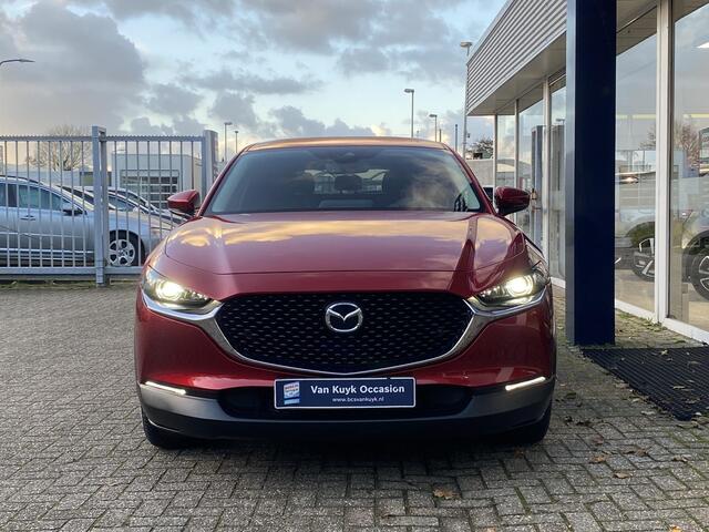 Mazda CX-30 2.0 e-SkyActiv-X M Hybrid Luxury / Automaat / NL-Auto / 1e-Eigenaar / Adaptieve Cruise-Control Stop&Go / Stoelverwarming / Stuurverwarming / Climate-Control / Apple-Carplay & Android-Auto / Head-Up-Display / DAB Radio-Bluetooth / Navi / Dodehoek-Detectie