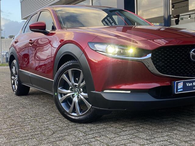 Mazda CX-30 2.0 e-SkyActiv-X M Hybrid Luxury / Automaat / NL-Auto / 1e-Eigenaar / Adaptieve Cruise-Control Stop&Go / Stoelverwarming / Stuurverwarming / Climate-Control / Apple-Carplay & Android-Auto / Head-Up-Display / DAB Radio-Bluetooth / Navi / Dodehoek-Detectie