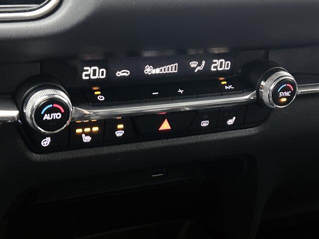 Mazda CX-30 2.0 e-SkyActiv-X M Hybrid Luxury Leder | Navigatie | PDC | Stoelverwarming