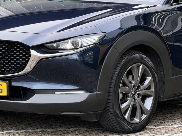Mazda CX-30 2.0 e-SkyActiv-X M Hybrid Luxury | NAP | elektrisch glazen schuif-/kanteldak | Leer | Stoel & stuur verwarming | 360 graden camera | Bose Audio | Memory Stoelen |