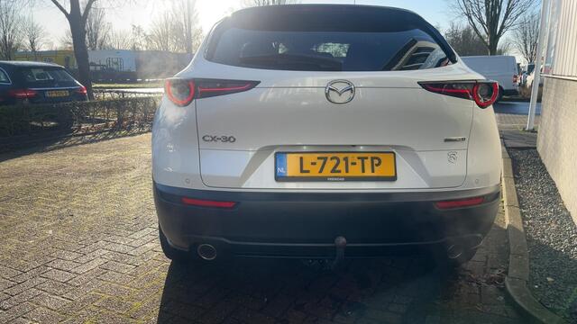 Mazda CX-30 2.0 eSA-X Sportive ,cruise, Navi, Stoelverw, trekhaak 31.000km !