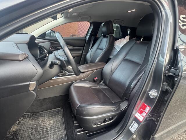 Mazda CX-30 2.0 e-SkyActiv-X M Hybrid Luxury // NAVI // LEDER // TREKHAAK // CAMERA // MEMORY SEATS // BOSE AUDIO //
