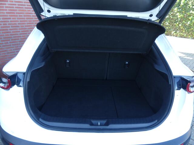 Mazda CX-30 2.0 e-SkyActiv-G M Hybrid / Adap. Cruise / Camera / Dodehoek