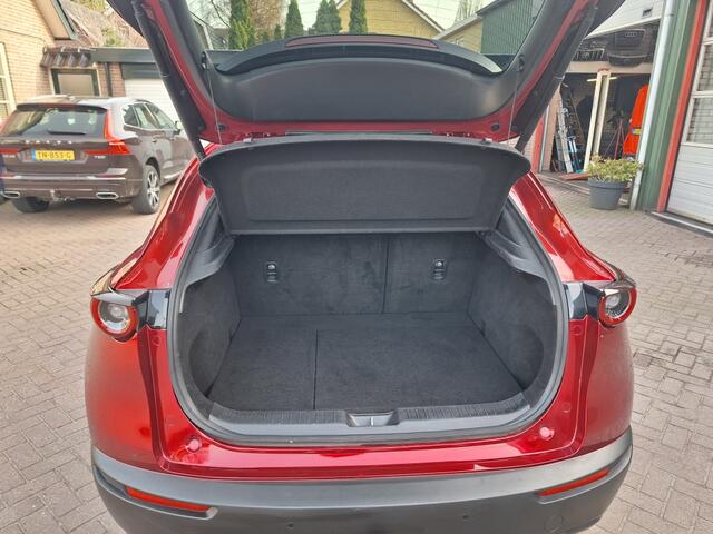 Mazda CX-30 2.0 180 pk mild hybr.