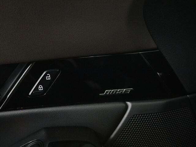 Mazda CX-30 2.0 e-SkyActiv-X M Hybrid Luxury automaat | Trekhaak | i-Activsense |