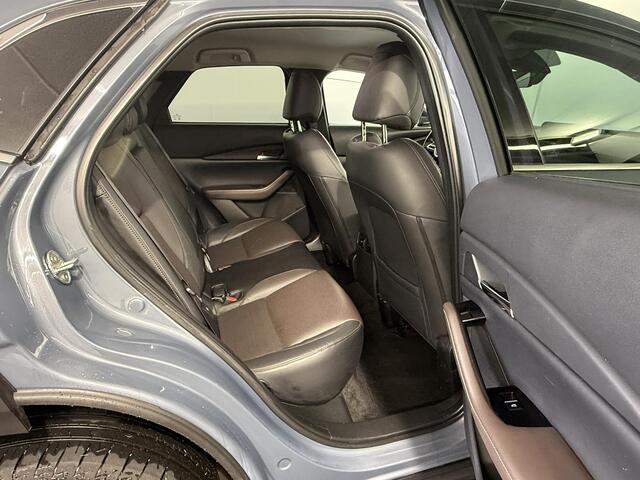 Mazda CX-30 2.0 M Hybrid Luxury Automaat / NL auto / Dealer onderh. / Leder / Navi / 360camera / 186pk