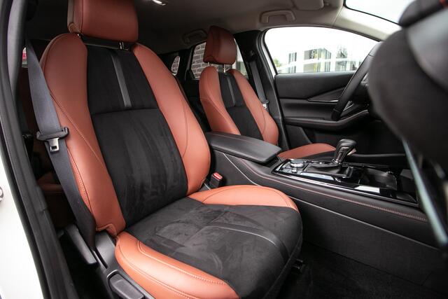 Mazda CX-30 2.0 e-SkyActiv-G 150pk M Hybrid Nagisa | Bose sound systeem | elec.verst stoelen