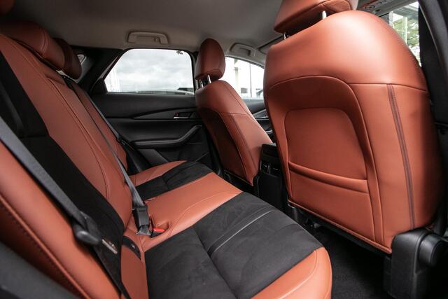 Mazda CX-30 2.0 e-SkyActiv-G 150pk M Hybrid Nagisa | Bose sound systeem | elec.verst stoelen