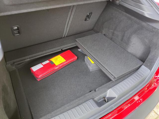 Mazda CX-30 2.0 e-SkyActiv-G Comfort Automaat | ADAPTIVE CRUISE | APPLE CARPLAY | CAMERA | RIJKLAARPRIJS |