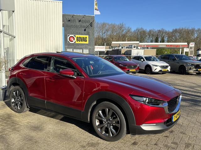Mazda CX-30 2.0 e-SkyActiv-X M Hybrid Luxury 1e Eig., NL-Auto, Dealer Ondh., Schuifdak, Navigatie, Apple Carplay/ Android Auto, Leer, 360 Camera, Bose, Head-Up, Stoel verw., Stuur verw. Cruise controle ad.