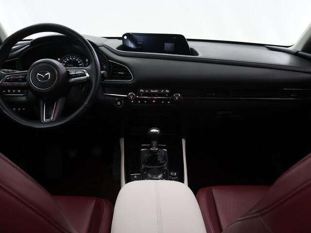 Mazda CX-30 2.0 e-SkyActiv-X M Hybrid100th Anniversary Ed. | Schuif/Kanteldak | Lederen Interieur | Navigatie | 360 Camera | DAB | Stoel/Stuurverwarming | Adaptieve Cruise Control | Ele.verstelbare stoel + geheugen | Bose Audio |
