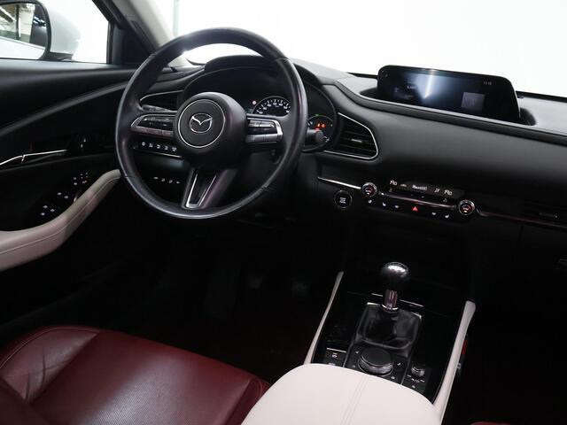 Mazda CX-30 2.0 e-SkyActiv-X M Hybrid100th Anniversary Ed. | Schuif/Kanteldak | Lederen Interieur | Navigatie | 360 Camera | DAB | Stoel/Stuurverwarming | Adaptieve Cruise Control | Ele.verstelbare stoel + geheugen | Bose Audio |