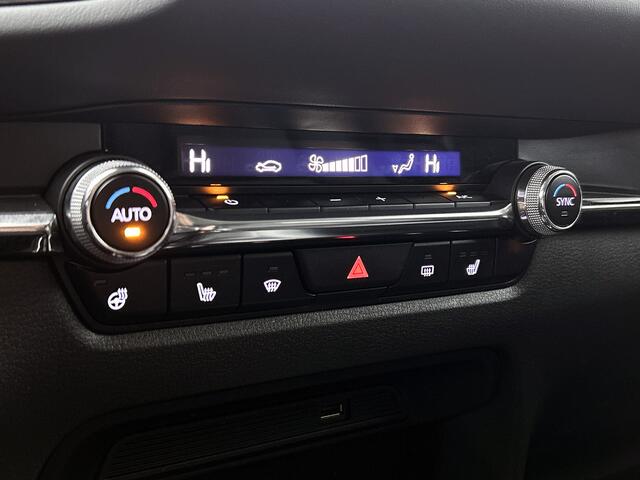 Mazda CX-30 2.0 e-SkyActiv-X M Hybrid Luxury | Stoelgeheugen | Camera | Leder | WORDT VERWACHT Locatie Mazda RIJEN Adres: Parallelweg 49, 5121 LD Rijen