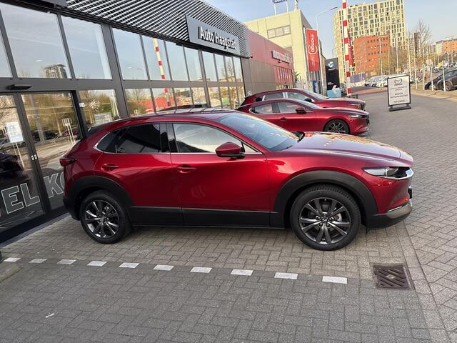 Mazda CX-30 2.0 e-SkyActiv-X M Hybrid Luxury 1e Eigenaar / Trekhaak / Dealer Onderhouden
