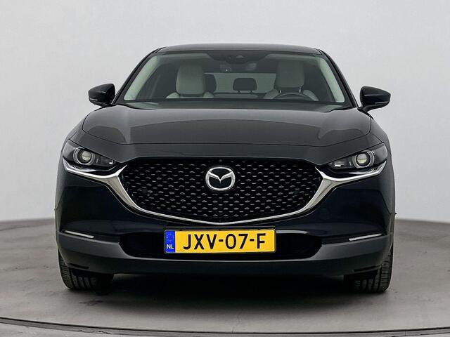 Mazda CX-30 2.0 e-SkyActiv-X M Hybrid Luxury | Achteruitrij camera | Adaptive cruise | Elektrische stoelen | Lederen bekleding | Dodehoek detectie | Elektrische achterklep |