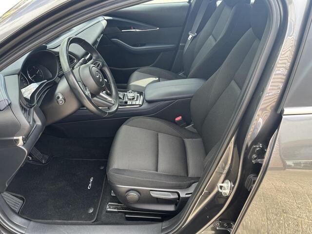 Mazda CX-30 2.0 e-SkyActiv-G M Hybrid Comfort | Rijklaar | Stoel-/Stuur verwarming | Elektr. Achterklep | HUD | All-Season banden