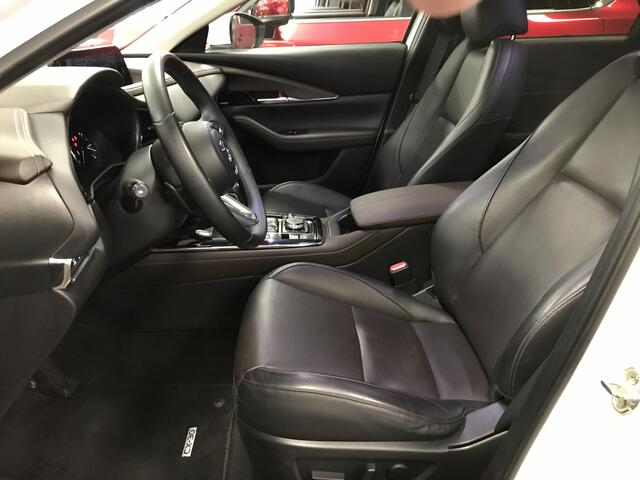 Mazda CX-30 2.0 e-SkyActiv-X M Hybrid Luxury , Automaat, Trekhaak, Leder, I-Activsense, 360 Camera, Clima, Apple Carplay, Bose, Adap. Cruise, Stuur/Stoelverwarming, HUD, BSM, LKA