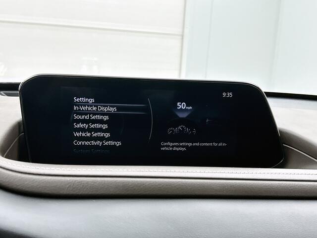 Mazda CX-30 2.0 e-SkyActiv-X M Hybrid Luxury