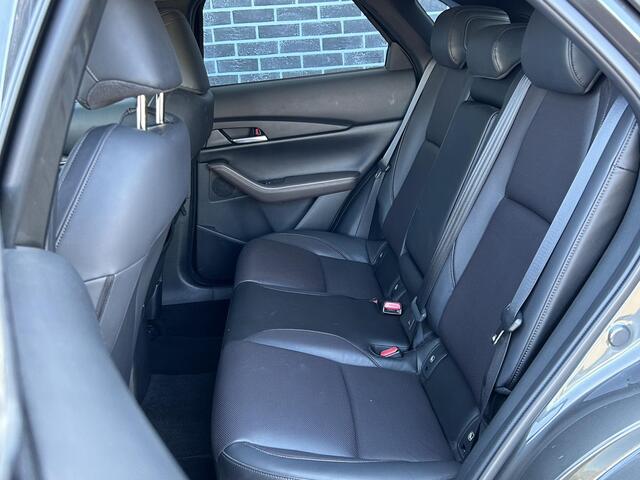 Mazda CX-30 2.0 e-SkyActiv-X M Hybrid Luxury | Head-up Display | Elektrische Achterklep | Lederen Bekleding | Navigatie | Cruise Control Adaptief | Stoelverwarming | Achteruitrijcamera | Parkeersensoren