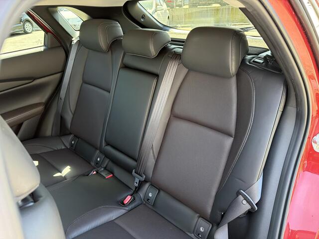 Mazda CX-30 2.0 e-SkyActiv-X M Hybrid Luxury | Trekhaak | BOSE | Leder | 360 camera |