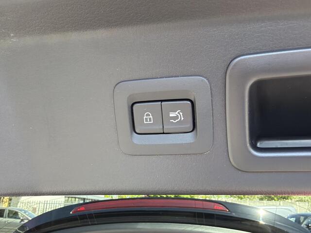 Mazda CX-30 2.0 e-SkyActiv-X M Hybrid Luxury | Trekhaak | BOSE | Leder | 360 camera |