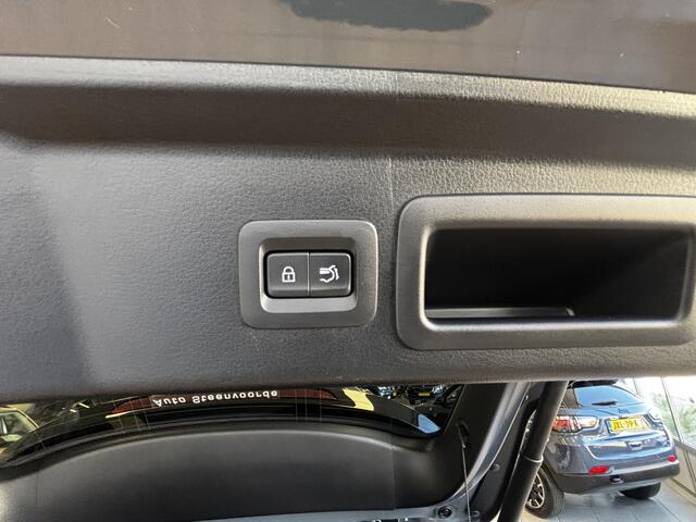 Mazda CX-30 2.0 e-SkyActiv-G M Hybrid Homura BOMVOL * ELEK STOEL+ A-KLEP * TREKHAAK * HUD* STUUR+Stoelverw *