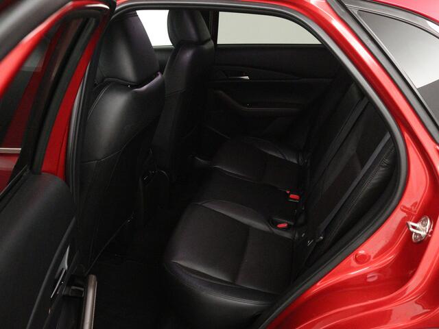 Mazda CX-30 2.0 e-SkyActiv-X M Hybrid Luxury | Trekhaak | Carplay | BOSE |