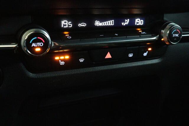 Mazda CX-30 2.0 e-SkyActiv-X M Hybrid Sportive Automaat | NAVI | CAMERA + PDC | STOELVERW | ADAP CRUISE | BOSE AUDIO |