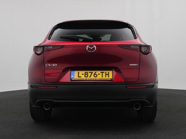 Mazda CX-30 2.0 e-SkyActiv-X Luxury i-Activesense automaat met afneembare trekhaak : dealer onderhouden