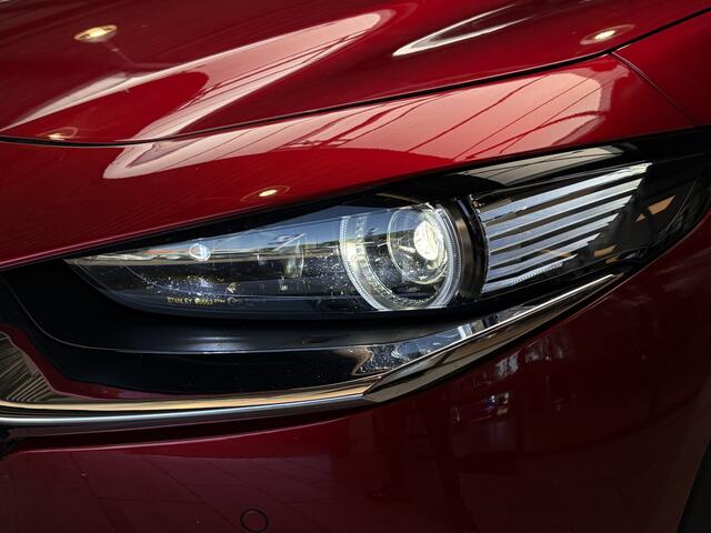 Mazda CX-30 2.0 e-SkyActiv-X M 180 pk Hybrid Luxury | Trekhaak | Camera | Leer | El. verst. stoel + geh. | Bose | Adapt. cruise | stoel+stuurverw.