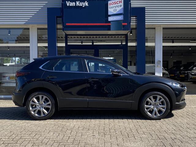 Mazda CX-30 2.0 e-SkyActiv-X M Hybrid Exclusive-line / NL-Auto! / 1e Eigenaar! / 34.000 km / 184 PK / Fabrieksgarantie Jan 2030 / Vol-Leder / Elektr Stoelen met Memory / Schuifdak / Adaptive Cruise / Full LED Verlichting / Head-up Display / Keyless Entry & Go / Parkeercamera / Stoel- en Stuurwielverwarming / Digitale Cockpit / 18 " LMV / All Season Banden / DAB, Bluetooth, CarPlay etc. /