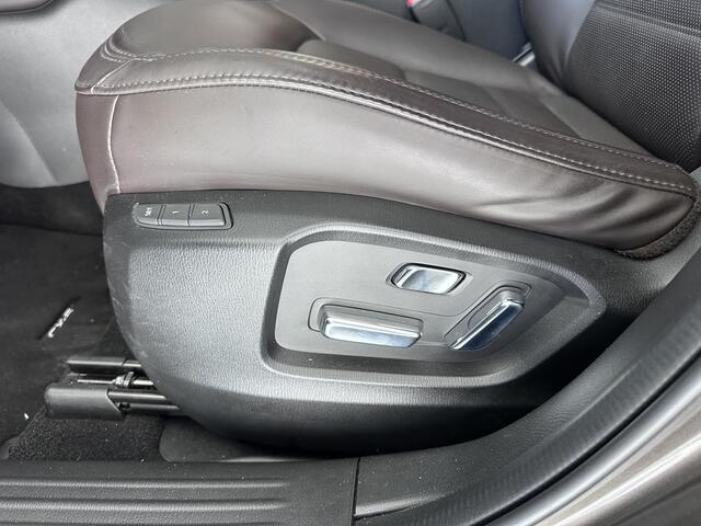 Mazda CX-5 2.5 4WD SkyActiv-G 194 Luxury Trekhaak | Head up | leer
