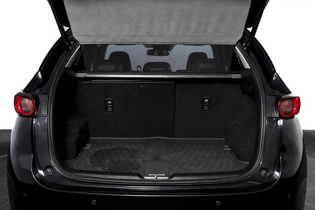 Mazda CX-5 2.0 SkyActiv-G 165 Luxury | Black Edition | Bose Audio | Adapt.Cruise | Stuur+Stoelverw+Vent | 360 Camera | HUD | NAV+App.Connect | ECC | LM 19"| Afn. Trekhaak |