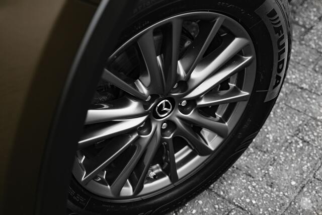 Mazda CX-5 2.0 SkyActiv-G 165 Comfort 4WD ! | Automaat | Trekhaak | Stuur en stoelverwarming | 4 seizoensbanden |