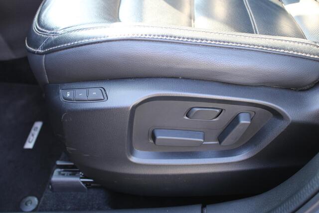 Mazda CX-5 2.0 SkyActiv-G 165 Style Selected , Trekhaak, Leder, 360 Camera, Bose, Apple Caplay, Android Auto, Stoelverwarming, Clima, Cruise, Navi, LMV 19 Inch, LKA, PDC, BSM