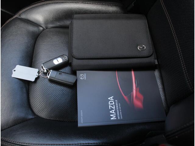 Mazda CX-5 2.0 SkyActiv-G 165 Business Comfort CAMERA | CLIMATE | STUUR/STOELVERW | AFNTRHAAK | LED | NAVI | CARPLAY | LMV17 | LEER | CRUISE | ELECSTOELEN | DAB