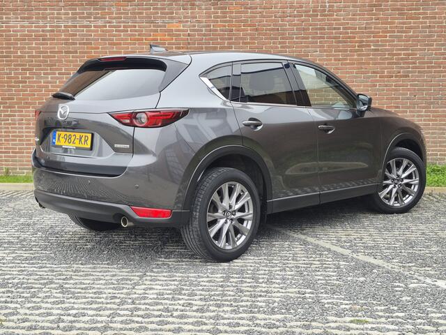 Mazda CX-5 2.0 SkyActiv-G 165 Luxury NAVI | LEDER | BOSE | 19-INCH LMV | RONDOMZICHT CAMERA | PARKEERSENSOREN Trekgewicht 1800 KG | HEAD-UP DISPLAY | ELEKTRISCHE ACHTERKLEP