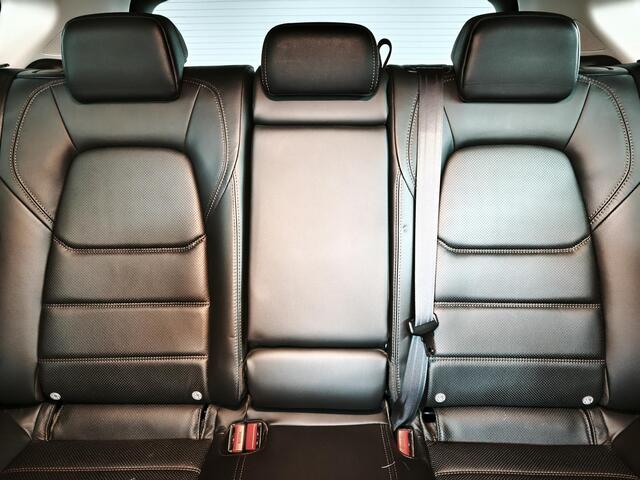 Mazda CX-5 2.0 SkyActiv-G 165 Comfort | Trekhaak | 360° Camera | Leder | BOSE-audio |