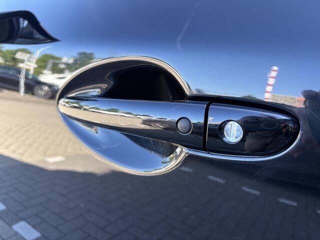 Mazda CX-5 2.0 SkyActiv-G 165 Skylease Luxury Dealer onderhouden / Trekhaak / NL auto / Wit leder / Apple Carplay-Android Auto