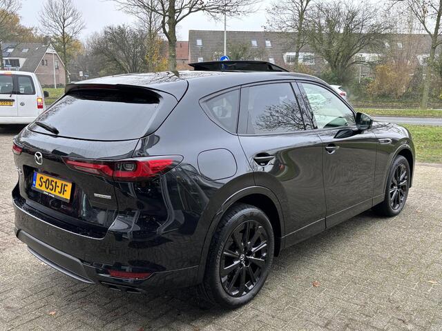 Mazda CX-60 2.5 e-SkyActiv PHEV Homura 1e Eig., Dealer Ondh., Navigatie, Apple Carplay/ Android Auto, 360 Camera, Head-up Display, Pano.dak, Leer, Stoel verw., Stoel ventilatie, Stuur verwarming, Bose.