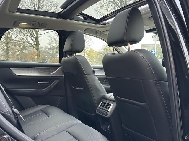 Mazda CX-60 2.5 e-SkyActiv PHEV Homura 1e Eig., Dealer Ondh., Navigatie, Apple Carplay/ Android Auto, 360 Camera, Head-up Display, Pano.dak, Leer, Stoel verw., Stoel ventilatie, Stuur verwarming, Bose.