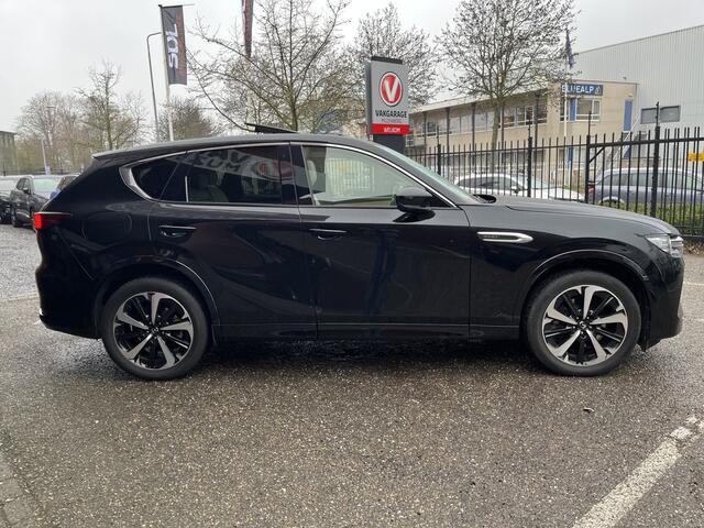 Mazda CX-60 2.5 e-SkyActiv PHEV Takumi+ 4 OPTION PACKS // FAB. Garantie tot 13-9-2028 // FULL OPTIONS // SCHUIF-KANTELDAK // ELEK.KLEP // ADAPT. CRUISE // LEDER+GEHEUGEN STOELEN // STOELVERKOELING-VERWARMING //