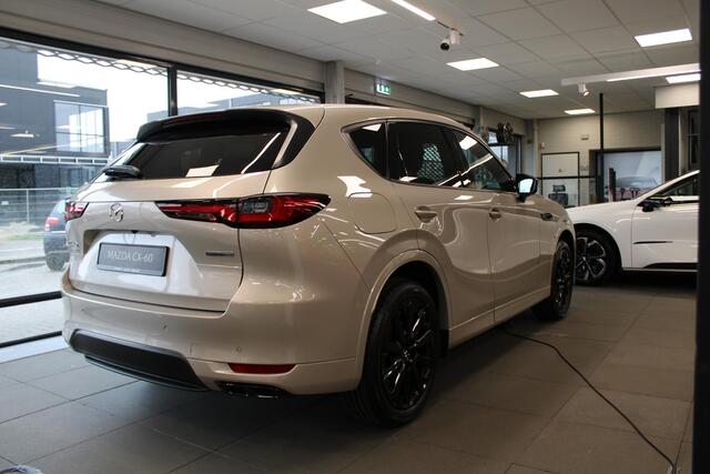 Mazda CX-60 2.5 e-SkyActiv PHEV 327PK Homura Business Edition , Nieuwe Auto, 10 KM, Voorraadvoordeel ¤ 4.744-, Leder, Adap.Cruise, Bose, Navi, Apple Carplay, 360 Camera, HUD, Stoelverwarming/ventilatie, LMV 20 Inch