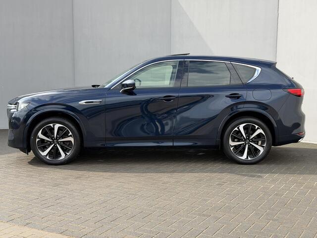 Mazda CX-60 2.5 e-SkyActiv PHEV Takumi / Panoramadak / Trekhaak Wegklapbaar / Lederen Bekleding / Camera / Head up Display / Navigatie / Stoelverwarming / Stoel Verkoeling / Apple Carplay & Android Auto / Elektr. Stuurwiel / Dodehoek Detectie / Schuif Kantel Dak /