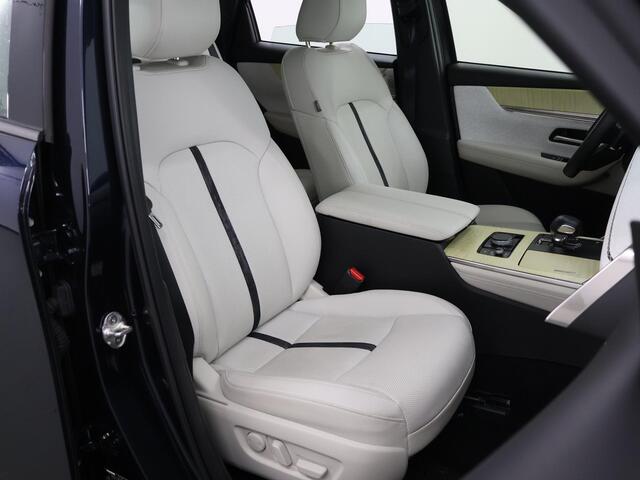 Mazda CX-60 2.5 e-SkyActiv PHEV Takumi | Panoramadak | LED | Ele.verstelbare stoelen + geheugen | Stoelverwarming V + A | HUD | Navigatie | DAB | Stoelkoeling | Adaptieve Cruise Control |